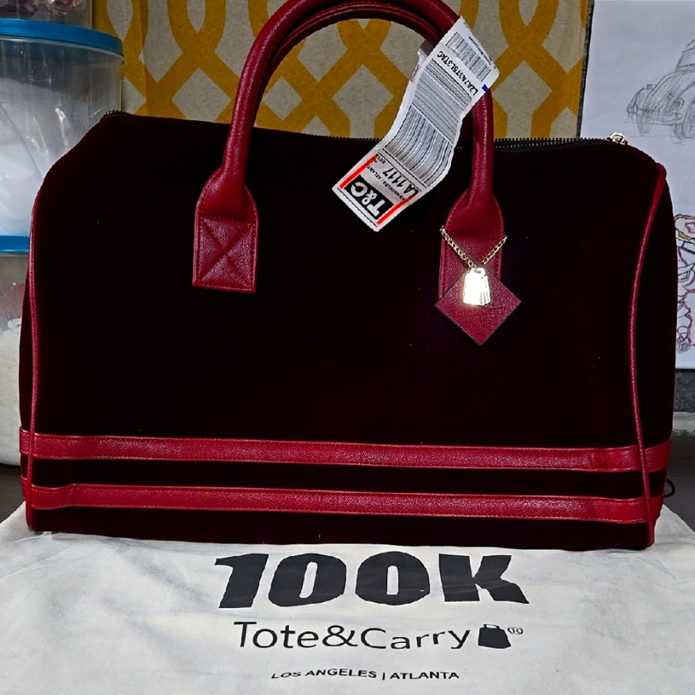 Women's Burgundy Bag